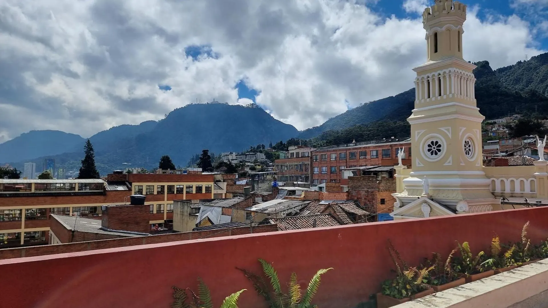 Apto Tipo Loft Candelaria Bogota 0*,
